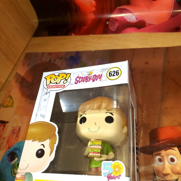 SHAGGY WITH SANDWICH FUNKO POP